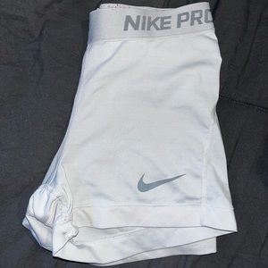 Nike pro
